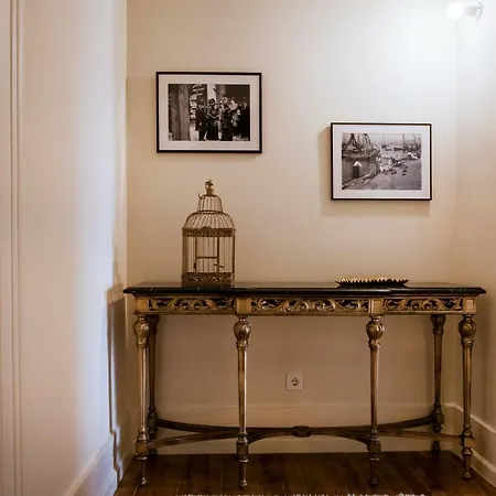 Alfama Castle District Best Views Panoramic Balcony 3 Bedrooms 2 Bathrooms 1st Floor Ac