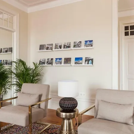 Alfama Castle District Best Views Panoramic Balcony 3 Bedrooms 2 Bathrooms 1st Floor Ac ליסבון