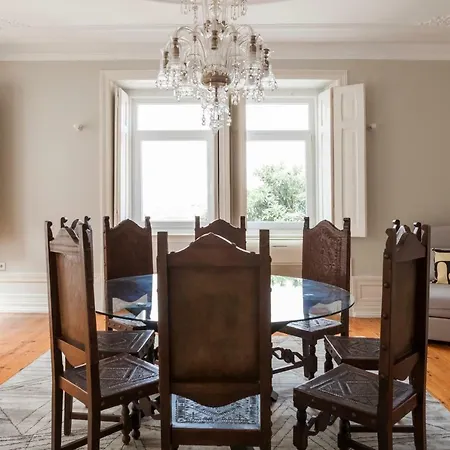 Alfama Castle District Best Views Panoramic Balcony 3 Bedrooms 2 Bathrooms 1st Floor Ac דירה ליסבון