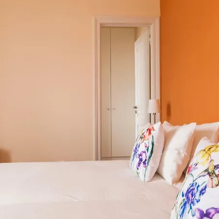 Alfama Castle District Best Views Panoramic Balcony 3 Bedrooms 2 Bathrooms 1st Floor Ac *