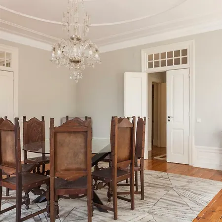 Alfama Castle District Best Views Panoramic Balcony 3 Bedrooms 2 Bathrooms 1st Floor Ac דירה *